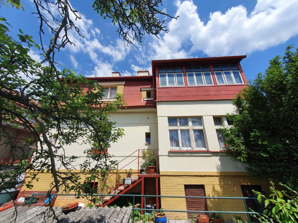 Vila Poděbrady — pohled 2